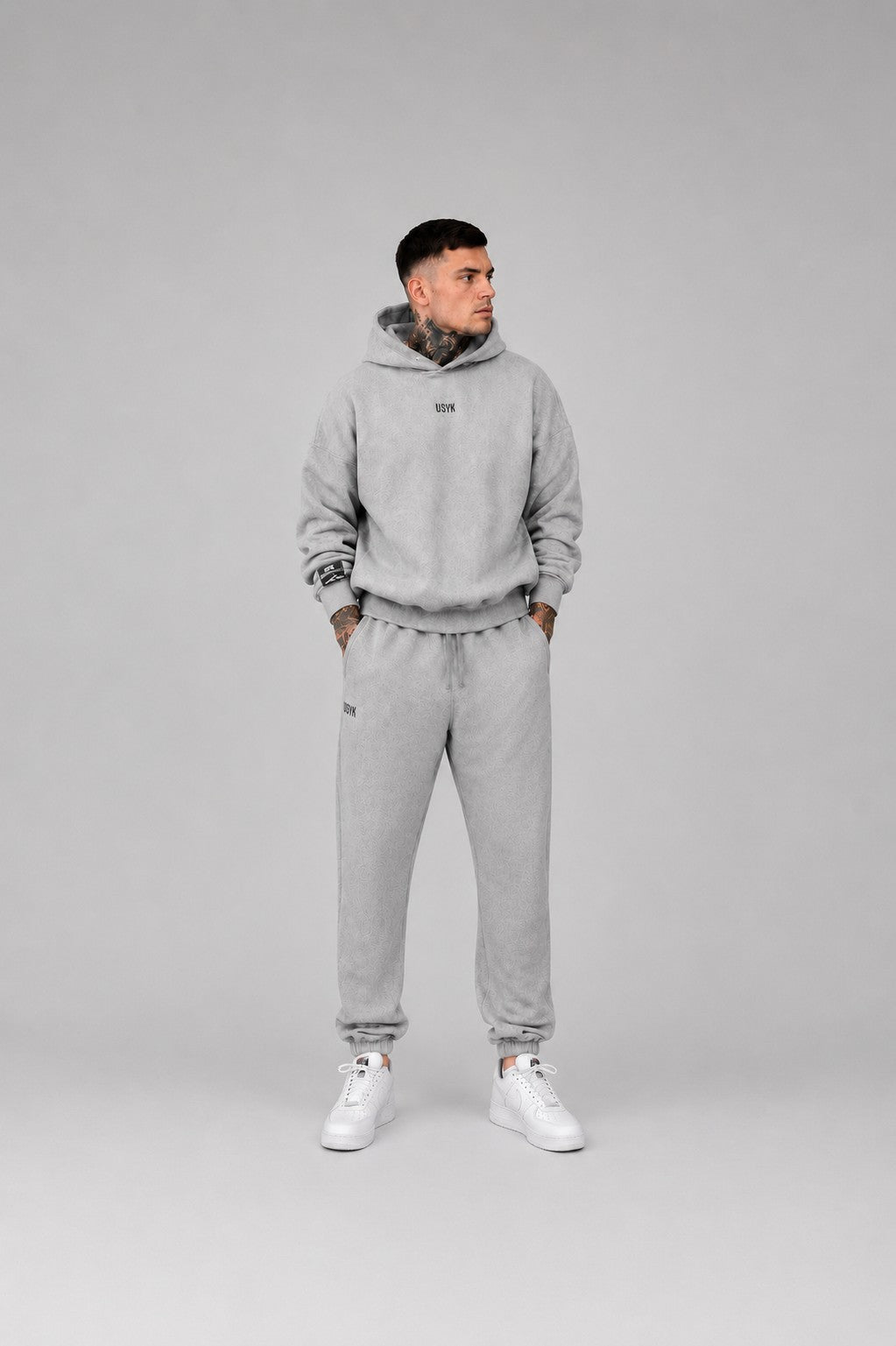 Tracksuit Undisputed Winter
